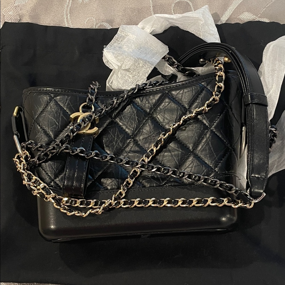 Black Gabrielle small Quilted Lambskin Shoulder Bag with Gold Chain